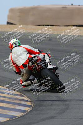 media/Mar-13-2022-SoCal Trackdays (Sun) [[112cf61d7e]]/Turn 10 Backside (105pm)/